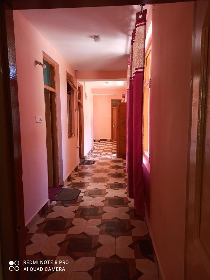 Ferienwohnung Tanghaa House Nako Exterior foto
